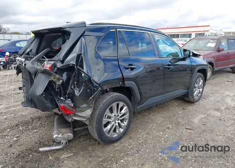 2024 Toyota Rav4 Xle Premium z USA, uszkodzony, nr VIN 2T3C1RFV7RW317400